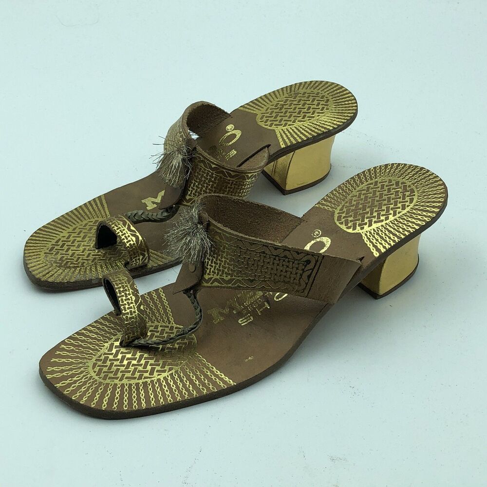 METRO Heels Tan Gold Tassel Sandals Toe Thong Size 6